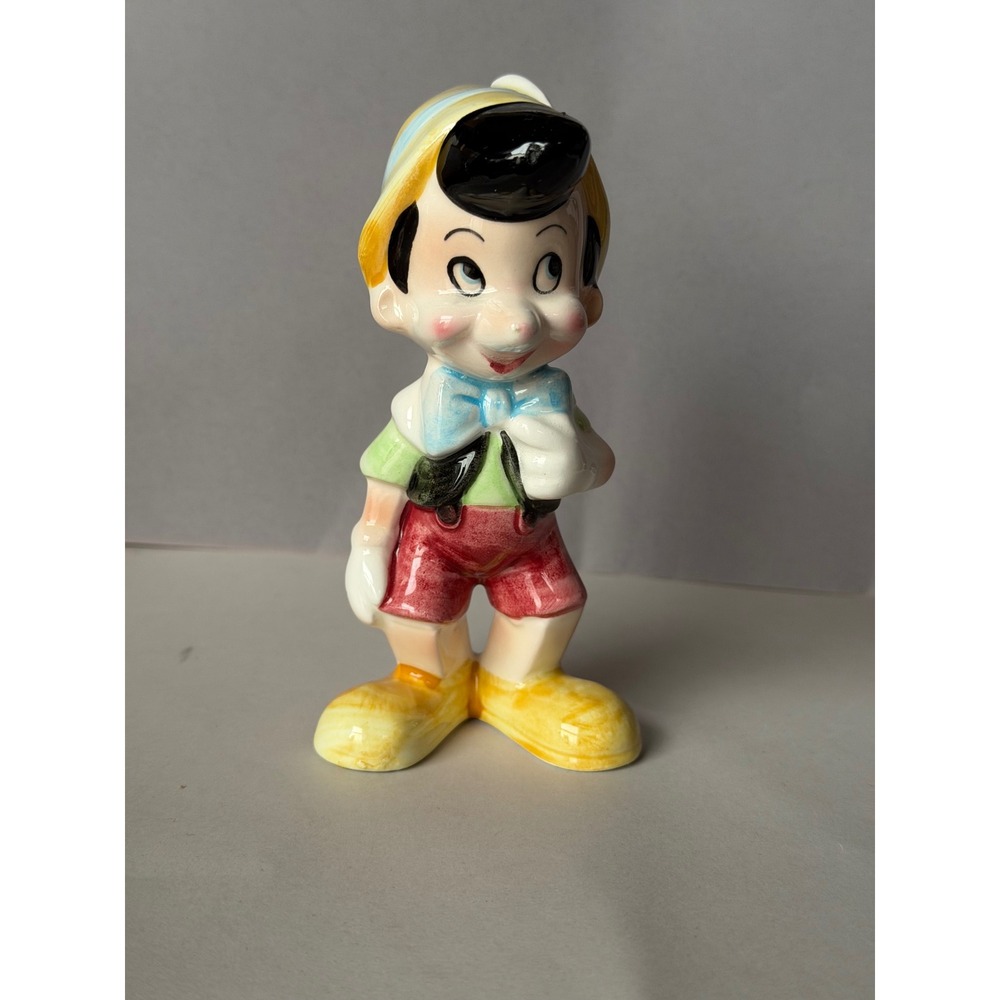 Vintage Disney Pinocchio Ceramic Figurine Walt Disney Productions Japan 5 Inch